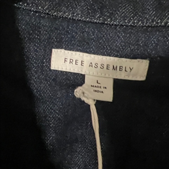 Free Assembly Women's Belted Denim Utility Mini Dress with Long Sleeves - Picture 3 of 8